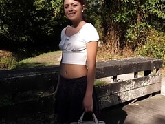 18 años, Amateur, Entrevista, Chica, Estilo perrito, Hd, Al aire libre, Bragas