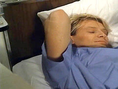 Américain, Sucer une bite, Médecin, Poilue, Rétro, Jarretelles, Plan cul à trois, Rétro ancien