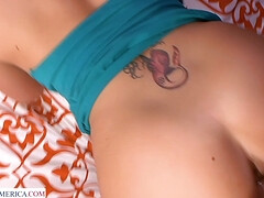 Blonde, 2 femmes 1 homme, Hard, Léchez, Chatte, Tatouage, Plan cul à trois