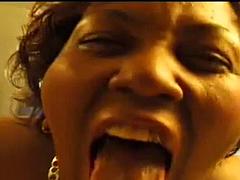 Mooie dikke vrouwen, Grote mammen, Pijpbeurt, Bruinharig, Handbeurt, Hardcore, Interraciaal, Tieten likken