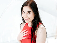 Aesthetic hottie Amber Nevada fucked by a pretty big penis