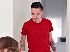 Blond, Pijpbeurt, Kwartet, Handbeurt, Ondergoed, Moeder die ik wil neuken, Geschoren, Tatoeage