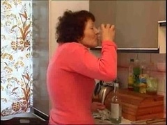 granny jerking off with bottle