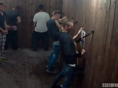 Hundestellung, Schwanzloch, Gruppe, Handjob, Hardcore, Orgie, Rasiert, Jungendliche (18+)