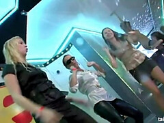 Blonde, Groupe, Hd, Talons, Fête, Piercing, Jarretelles, Tatouage