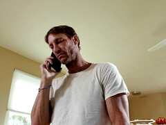 Tussi, Blasen, Kehlenfick, Schwanz, Fingern, Hardcore, Lecken, Rasiert