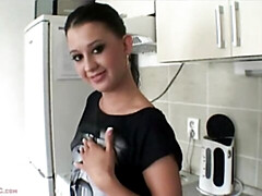 18 años, Morena, Penetracion con dedos, Masturbación, Flaco, Solo, Estriptis, Adolescente