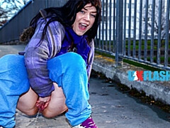 Leie, Fetisch, Flashen, Masturbation, Orgasmus, Pissen, Rasiert, Solo