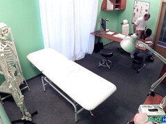 Amateur, Mamada, Corridas faciales, Oficina, Pequeña, Coño, Uniforme, Voyeur