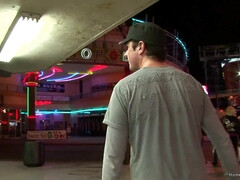 フェラチオ, 茶髪の, 巨乳な, ハードコア, ホテル, 淫乱熟女, 喫煙, オッパイの