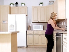 Femme couguar, Fétiche, Hard, Hd, Mère que j'aimerais baiser, Soeurs, Belle mère, Adolescente