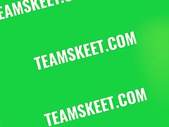 Blasen, Cfnm, Spermaladung, Aufs gesicht abspritzen, Schulmädchen, Schreiend, Jungendliche (18+), Unter dem rock