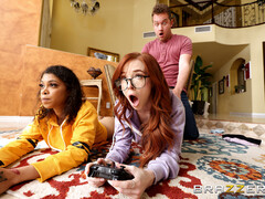 Sucer une bite, Mignonne, Queue, Hard, Orgasme, Chatte, Adolescente, Plan cul à trois