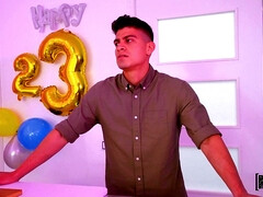 Sucer une bite, 2 femmes 1 homme, Pov, Plan cul à trois