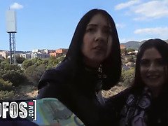 Estilo perrito, Ffm, Hd, Natural, Tetas naturales, Al aire libre, Público, Chupando