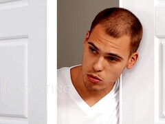 Ботинки, Собачьи, Межрасовый секс, Латиноамериканки, В офисе, Короткая стрижка, Тату, Стринги