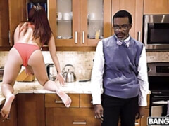 Gros cul, Noire, Sucer une bite, Poilue, Fille latino, Seins naturels, Rousse roux, Adolescente