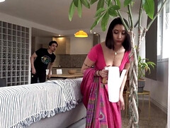 舐める尻, デカ尻, デカパイ, フェラチオ, 茶髪の, 顔射, インド人, 妻