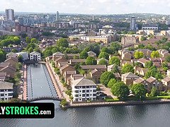 Grote mammen, Oudere vrouw, Moeder die ik wil neuken, Schreeuwen, Stiefmoeder, Tiener, Trio