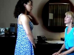 Arsch, Klassisch, Kehlenfick, Lesbisch, Natürlich, Nippel, Hintern versohlen, Titten