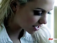 Blond, Pijpbeurt, Sperma in gezicht, Hd, Likken, Vrijster, Tiener, Tieten likken