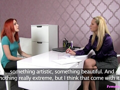 Amateur, Tchèque, Européenne, Talons, Fille latino, Seins naturels, Rousse roux, Nénés