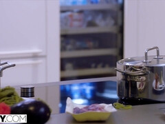 Анальный секс, Большие сиськи, Минет, Брюнетки, Пальцем, Лизание, Киски, Наездница