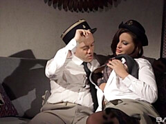 ベッドルーム, デカチン, デカパイ, フェラチオ, 茶髪の, バック, 淫乱熟女, ストッキング