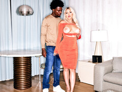Nana, Gros cul, Blonde, Sucer une bite, Queue, Interracial, Actrice du porno, Rasée