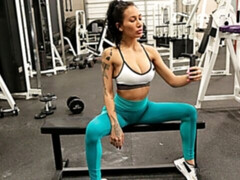 デカチン, デカパイ, ジム, なめる, オマンコ, 剃毛, ガリガリ, オッパイの