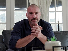 Tussi, Betrug, Kehlenfick, Fingern, Riesenschwanz, Lecken, Pornostars, Titten