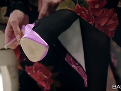 Alexis Crystal’s Silent Heat with Sultry Passion