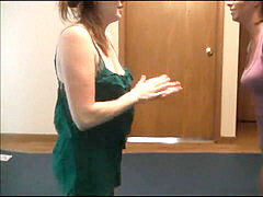 Amateur, Brunette brune, Lesbienne, Mère que j'aimerais baiser