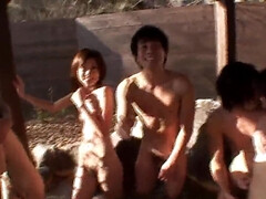 18 jahre, Leie, Asiatisch, Blasen, Gruppe, Japanische massage, Orgie, Im freien