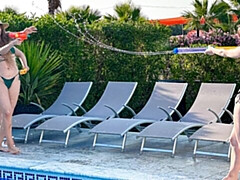 18 jahre, Grosser arsch, Dildo, Milf, Nackt, Dürr, Jungendliche (18+), Spielzeuge