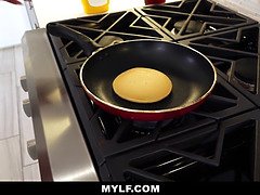 デカ尻, デカチン, デカパイ, ブロンド, フェラチオ, 淫乱熟女, 母, 現実