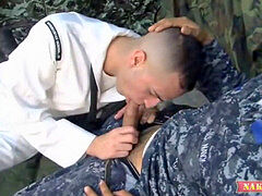 Enthousiasteling, Grote lul, Pijpbeurt, Sperma shot, Sperma in gezicht, Homo, Handbeurt, Gigantische lul