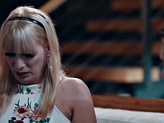 In den arsch, Arschlecken, Grosser schwanz, Grosse titten, Blondine, Blasen, Schwul, Transfrau