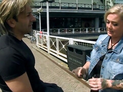 Kont, Mooie dikke vrouwen, Blond, Sperma shot, Hondjeshouding, Duits, Handbeurt, Tietenklus