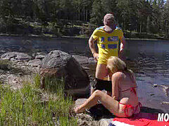 Compilación, Madres para coger, Al aire libre, Público