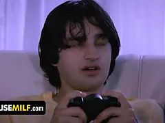 Américain, Gros cul, Gros seins, Sucer une bite, Hd, Mère que j'aimerais baiser, Plan cul à trois, Nénés