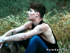 Blasen, Hundestellung, Schwul, Handjob, Wichsen, Muskel, Ablutschen, Tätowierung