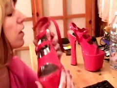 Blondine, Kehlenfick, Schwanz, Weibliche domination, Fetisch, Hd, Milf, Strümpfe