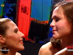 アナル, デカ尻, 茶髪の, チン, 顔射, 熟年, 淫乱熟女, ティーン