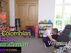 Blondine, Blasen, Hundestellung, Spassig, Sporthalle, Hd, Latina, Orgasmus