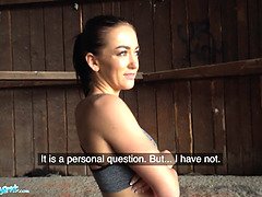 Brunette brune, Tir de sperme, Gym, Pov, Public, Réalité, Criant, Adolescente