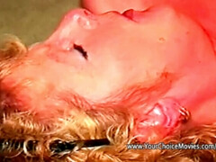 Enthousiasteling, Mooie dikke vrouwen, Blond, Sperma in gezicht, Dik, Huisgemaakt, Rijpe lesbienne, Kousen