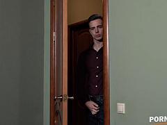 In den arsch, Schönheit, Blasen, Braunhaarige, Hardcore, Russisch, Flotter dreier, Titten