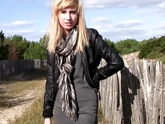 Blondine, Erstes mal, Flashen, Hd, Masturbation, Im freien, Dürr, Solo