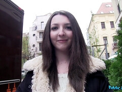 18 jahre, Leie, Blasen, Süss, Handjob, Orgasmus, Im freien, Öffentlich